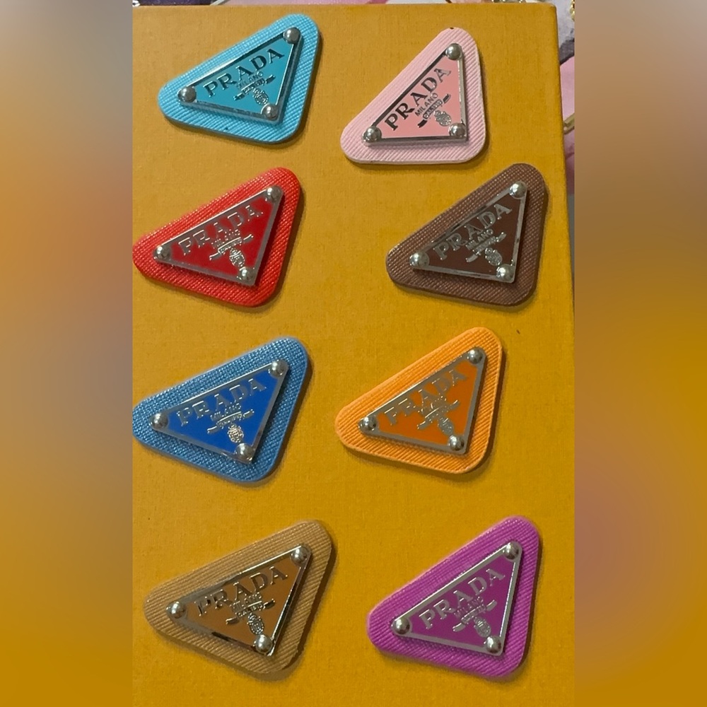 2x BE CREATIVE WITH THIS Prada ZIPPER PULL Triangle Patches - Multicol…